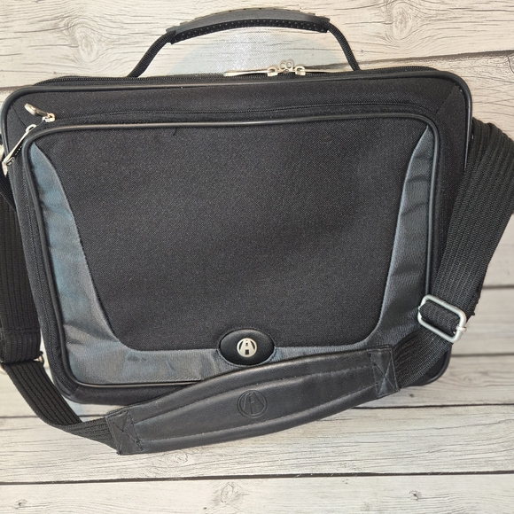 Avenues laptop computer bag Organizer Functional Black Messenger Bag Brief Case - Picture 6 of 6